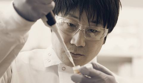 Chercheur en laboratoire
